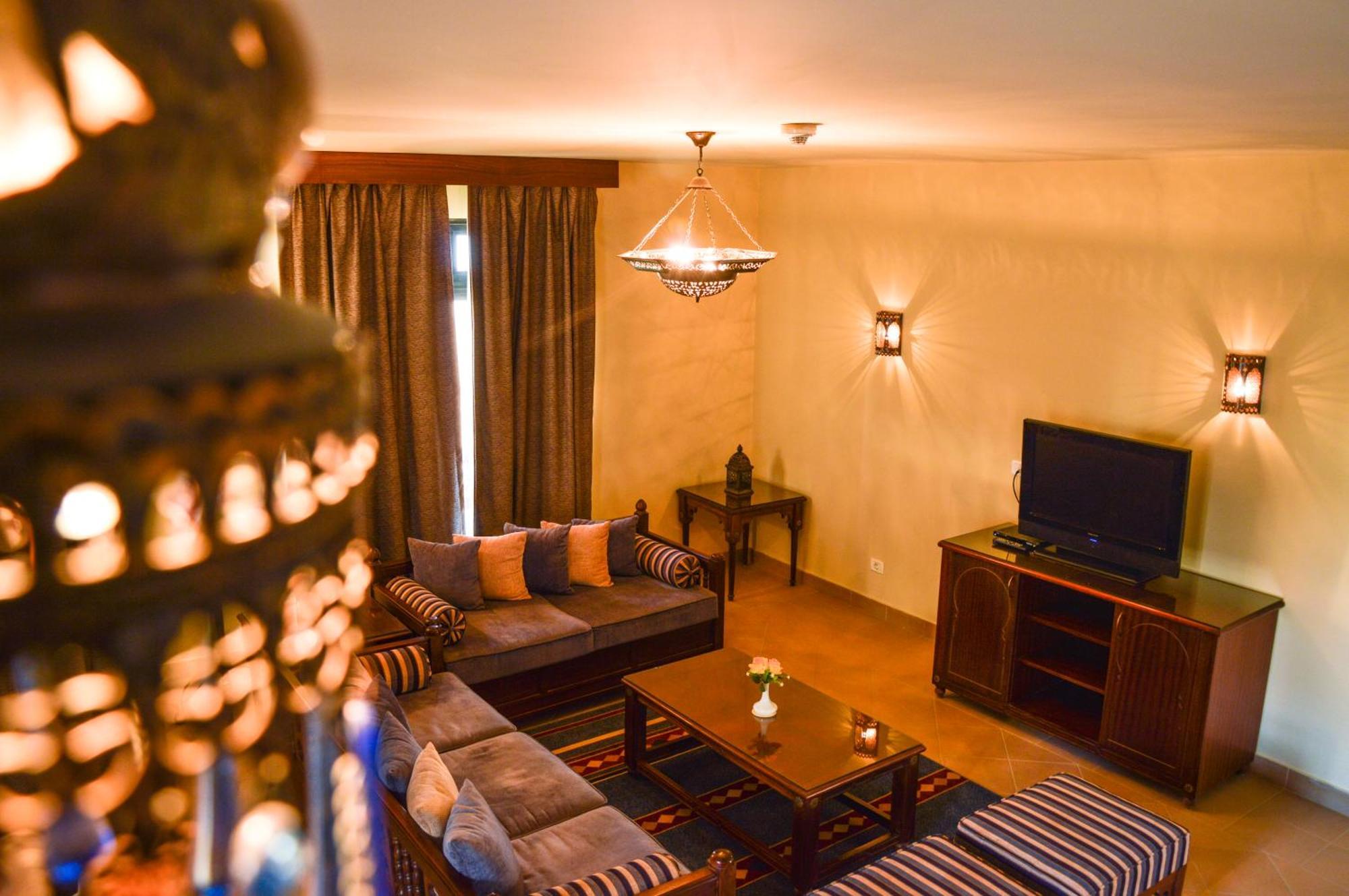 Marina Residence Suites Port Ghalib Esterno foto