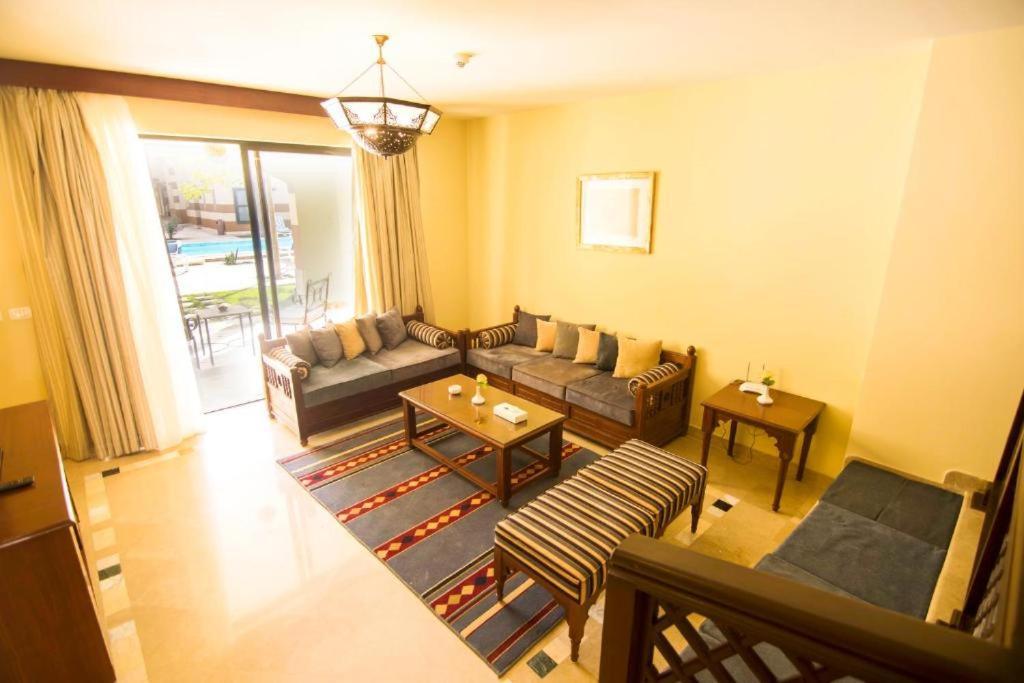 Marina Residence Suites Port Ghalib Esterno foto
