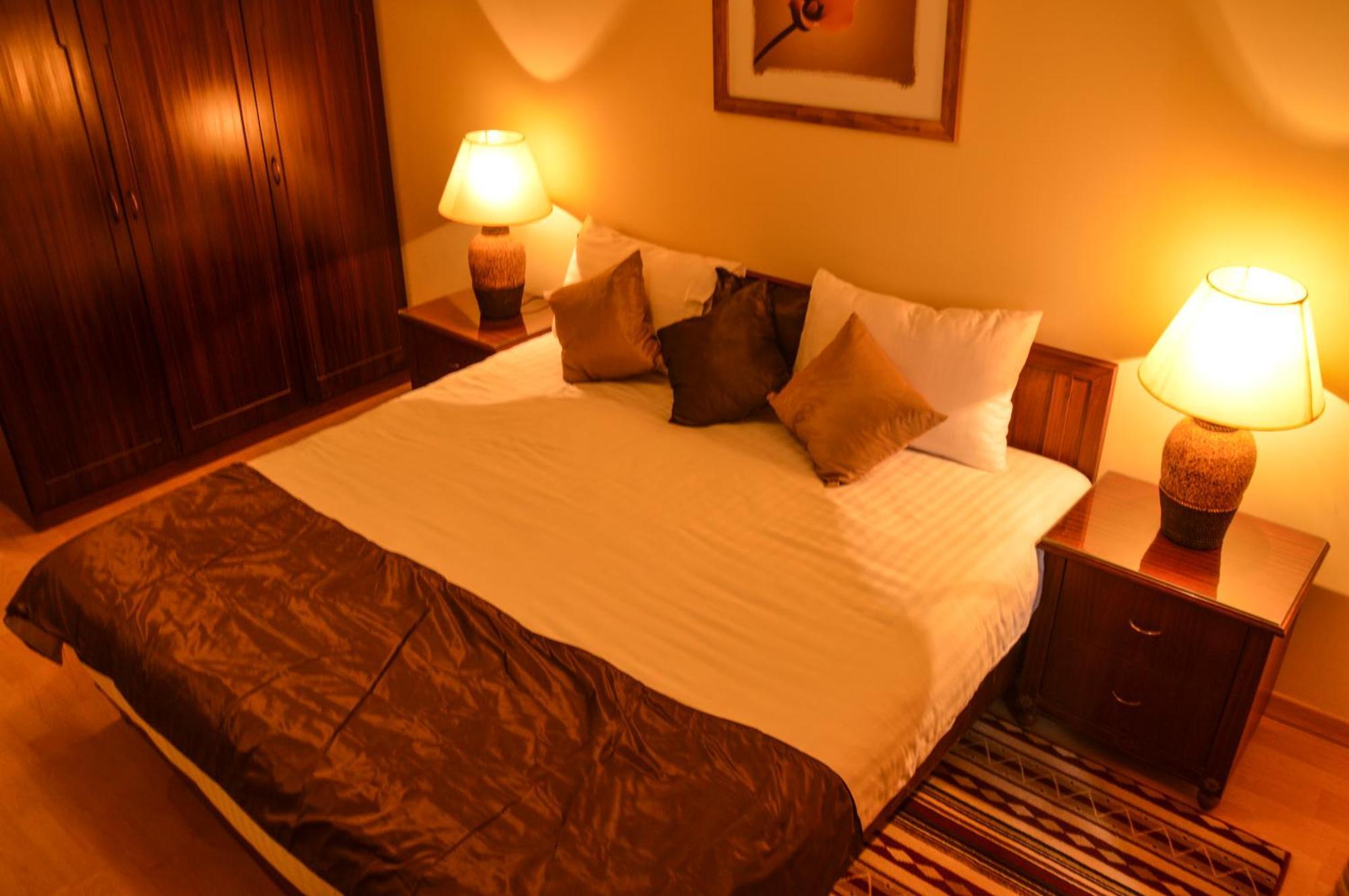 Marina Residence Suites Port Ghalib Esterno foto
