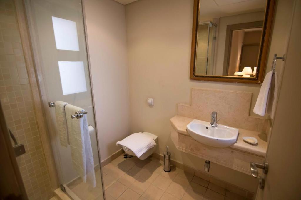 Marina Residence Suites Port Ghalib Esterno foto