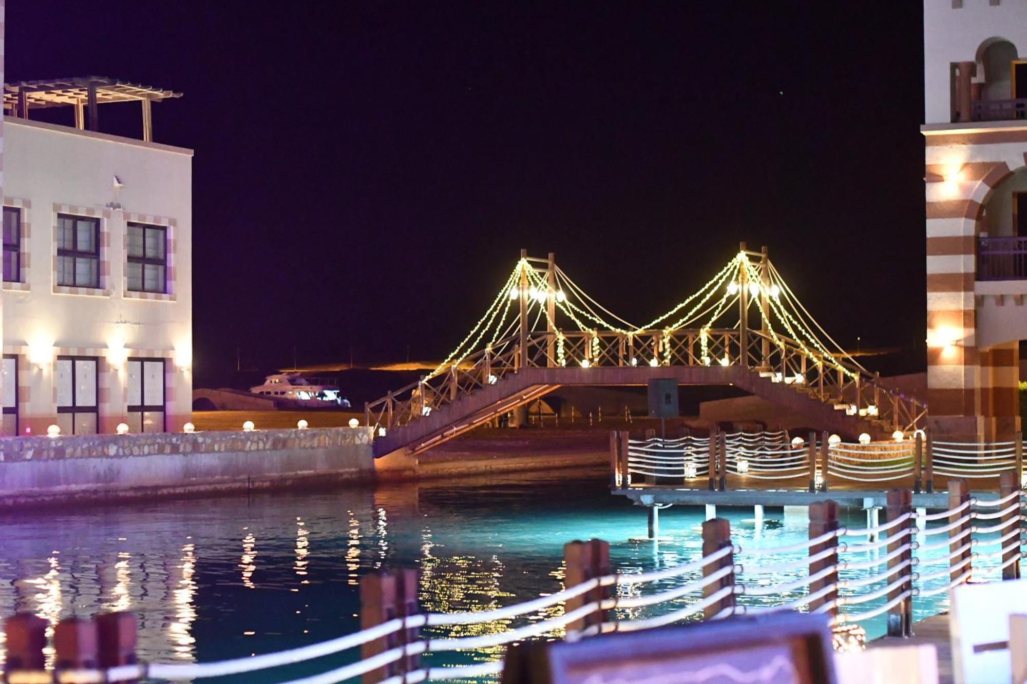 Marina Residence Suites Port Ghalib Esterno foto